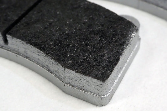 R35 Rear Brake Pads – For Steel Rotors