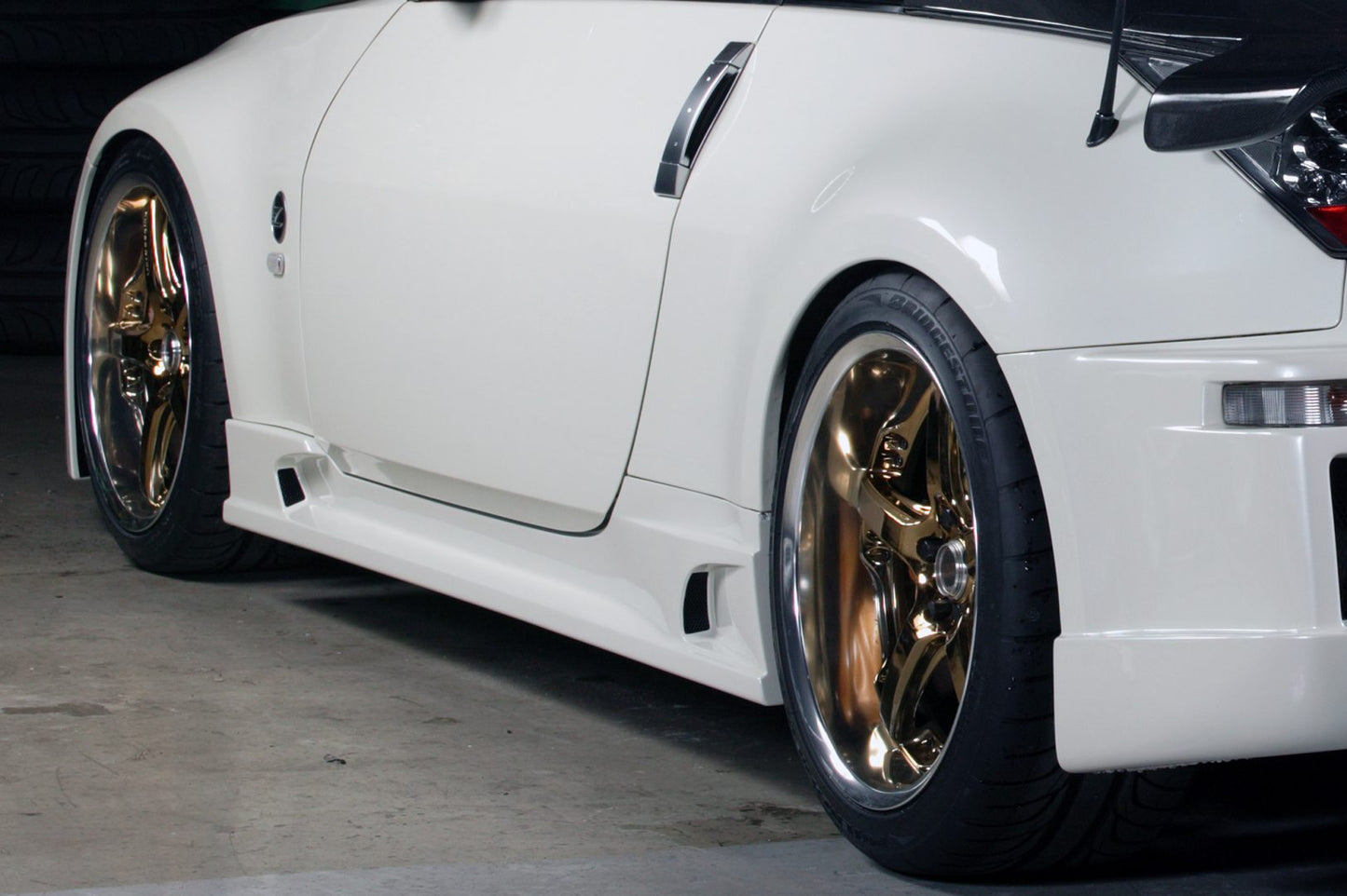 Z33/350Z G-FORCE Side Steps Type 2
