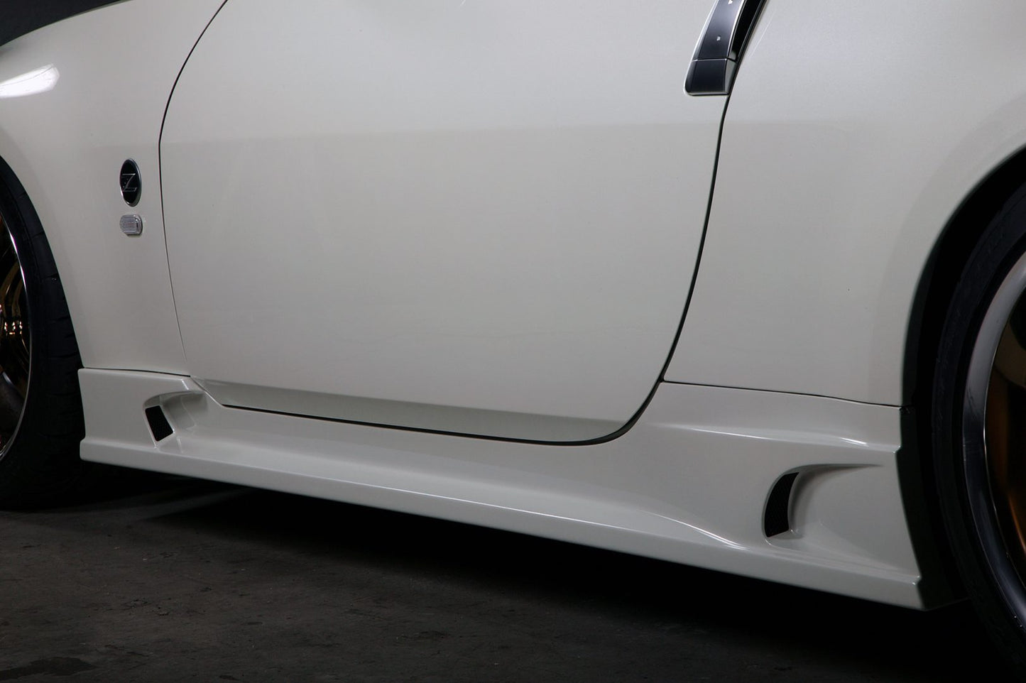Z33/350Z G-FORCE Side Steps Type 2