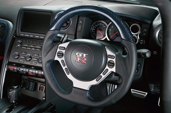 R35 GT-R Interior