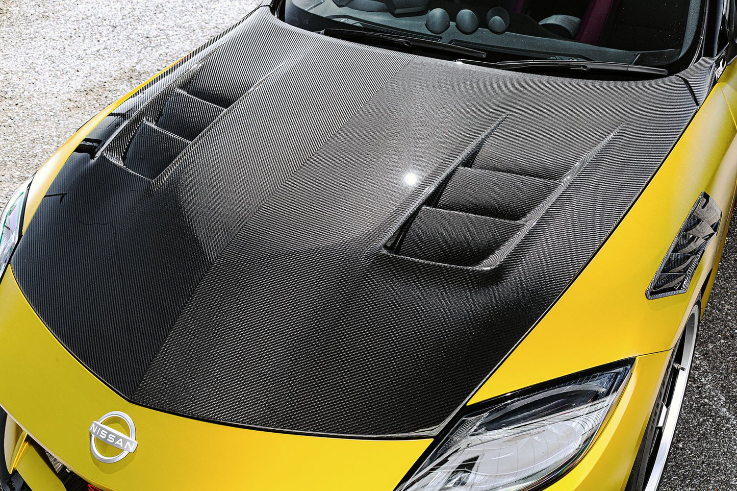 RZ34 Dry Carbon Bonnet – With Ducts