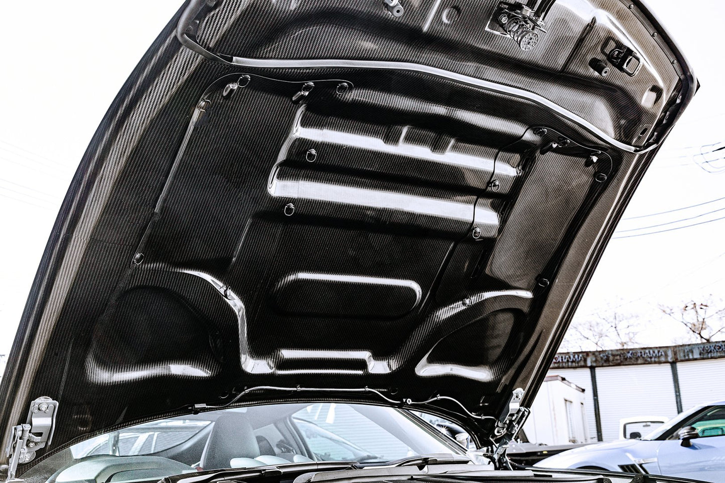 RZ34 Dry Carbon Bonnet – With Ducts