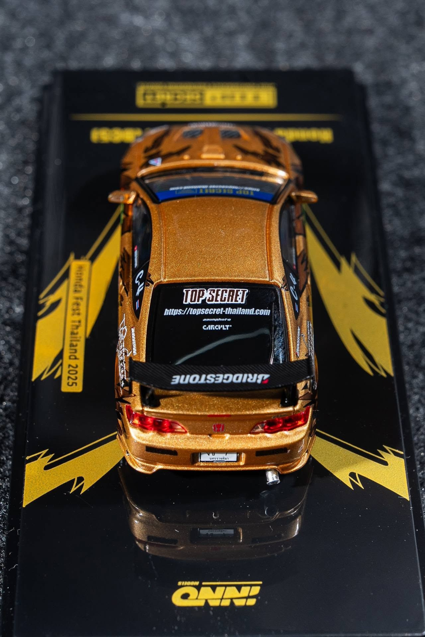 Top Secret Thailand - Honda Integra Type R (DC5) 1:64 - Model Car