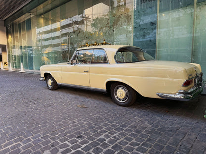 Mercedes Benz W111