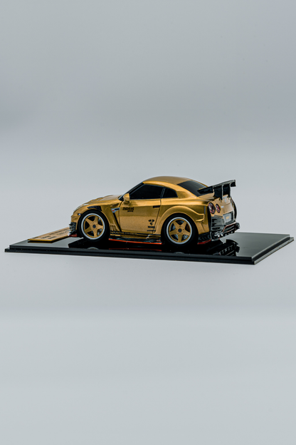 TopSecret Thailand - R35 - scale 10 cm model car